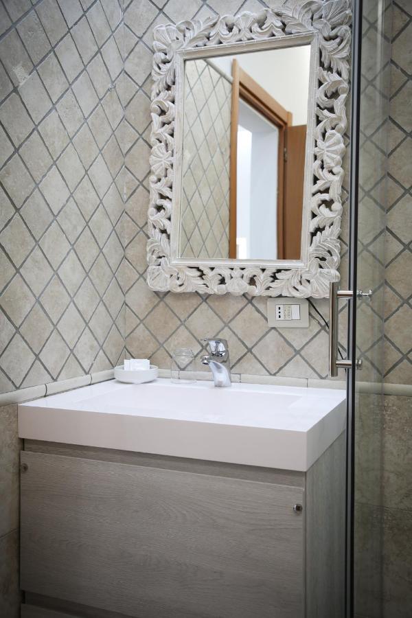 Hotel Saint Joseph 3*